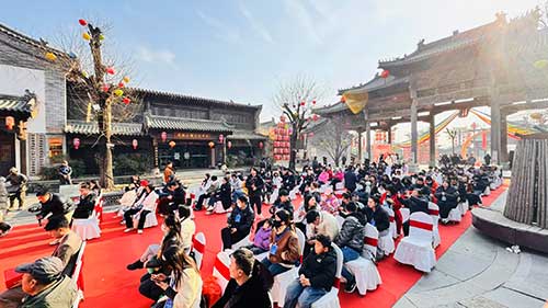 彩虹小镇“非卷不可”卷街7.jpg 彩虹小镇“非卷不可”卷街7.jpg