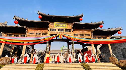 彩虹小镇“非卷不可”卷街6.jpg 彩虹小镇“非卷不可”卷街6.jpg