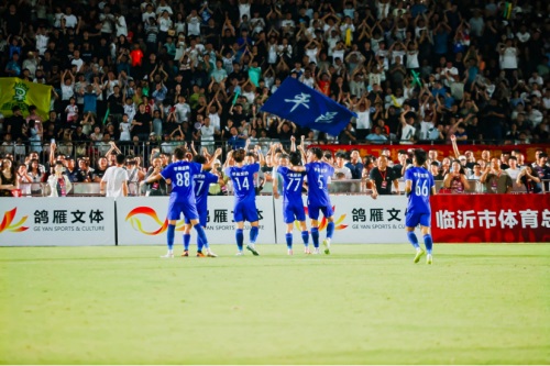 一场足球点燃一座城14.jpg 一场足球点燃一座城14.jpg