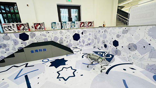 探索科技文旅新未来-星汉灿烂金鹰机器人媒体分享会成功举办4.jpg 探索科技文旅新未来-星汉灿烂金鹰机器人媒体分享会成功举办4.jpg