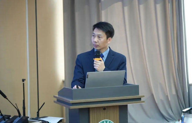 {KS:Field:Title} 第 9 张